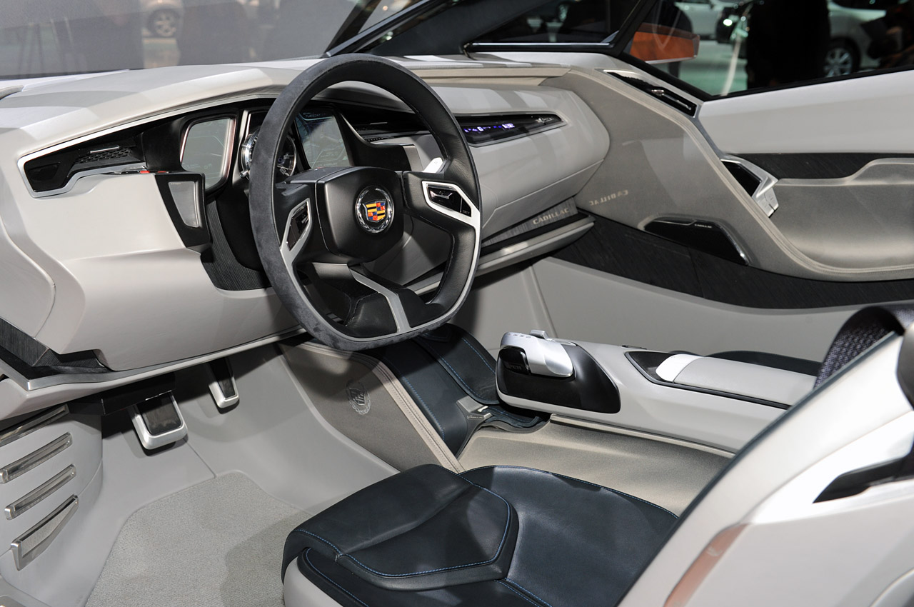 17-cadillac-urban-luxury-concept-1290017389