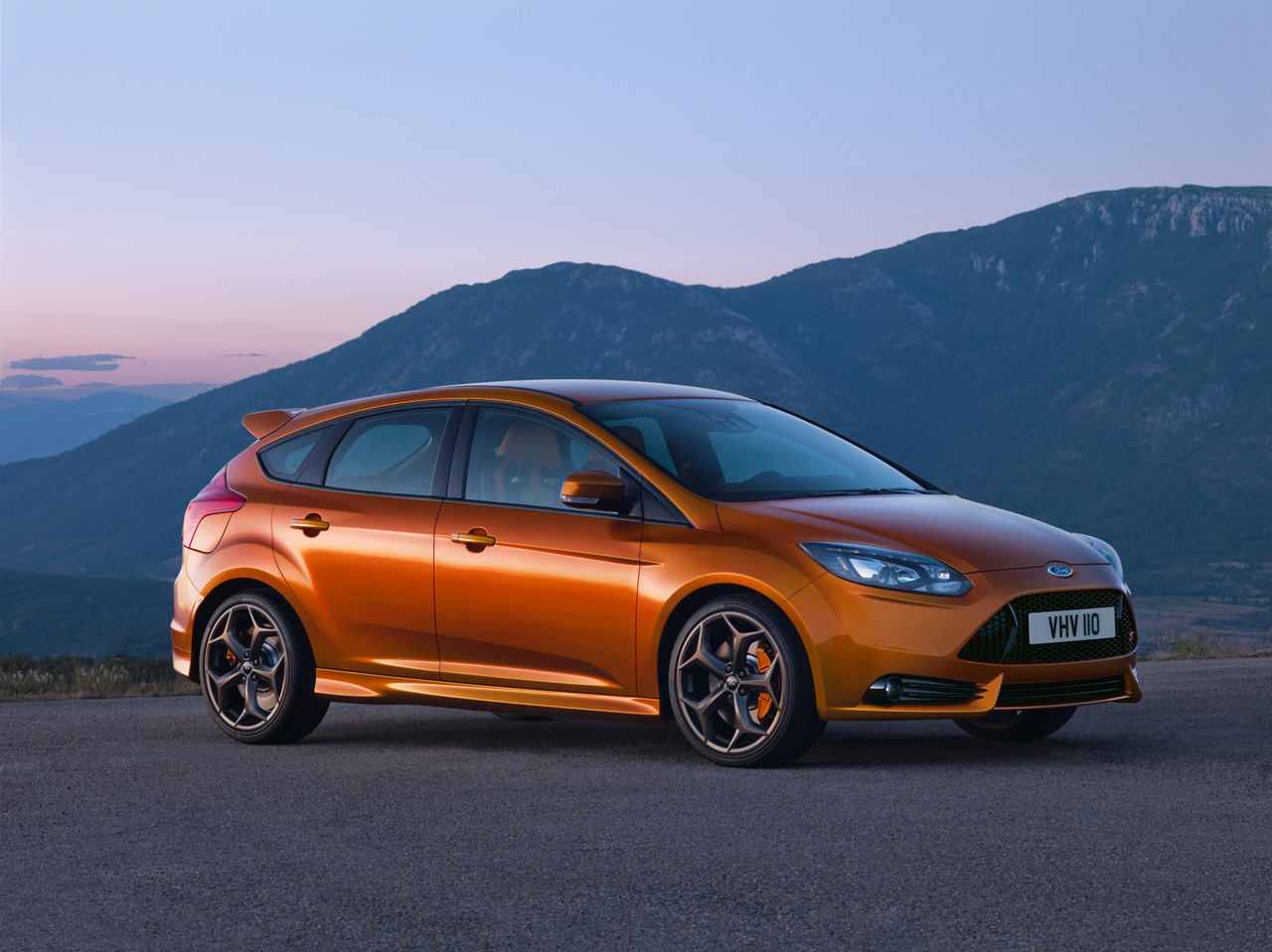 2012_ford_focus_st_press_images_003