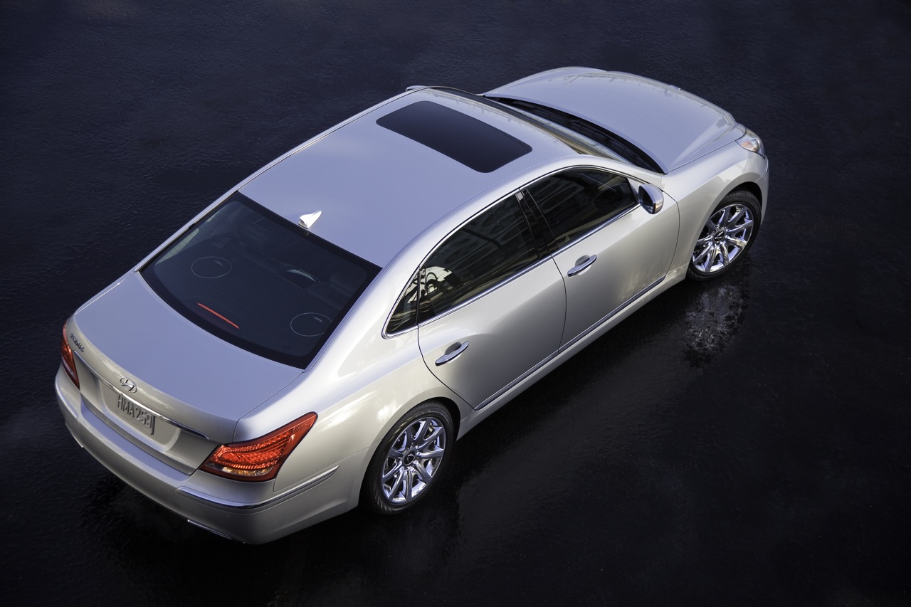 2011_hyundai_equus_images_005