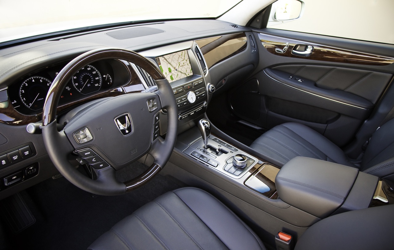 2011_hyundai_equus_images_010