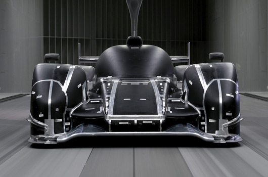 Audi-R18-reveal-03s