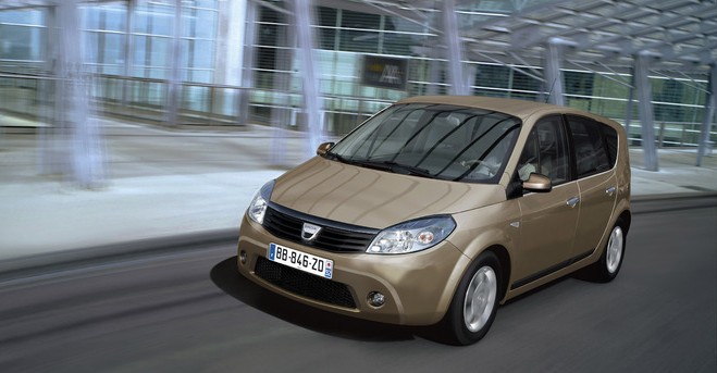 S1-Un-monospace-chez-Dacia-en-2012-207116