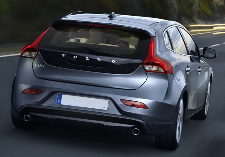 2012-Volvo-V40-officially-revealed-3